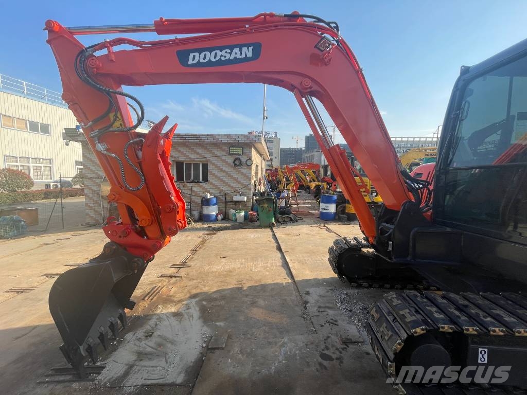 Doosan DX 60-9 C Midi bagri 7t – 12t