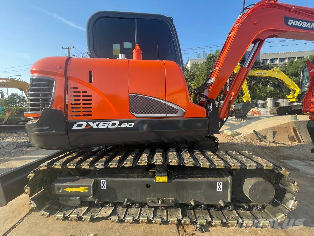Doosan DX 60-9 C Midi bagri 7t – 12t