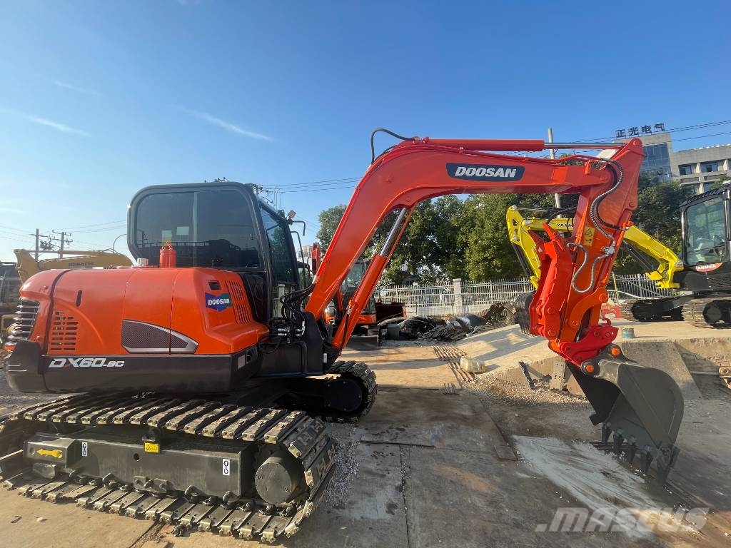 Doosan DX 60-9 C Midi bagri 7t – 12t