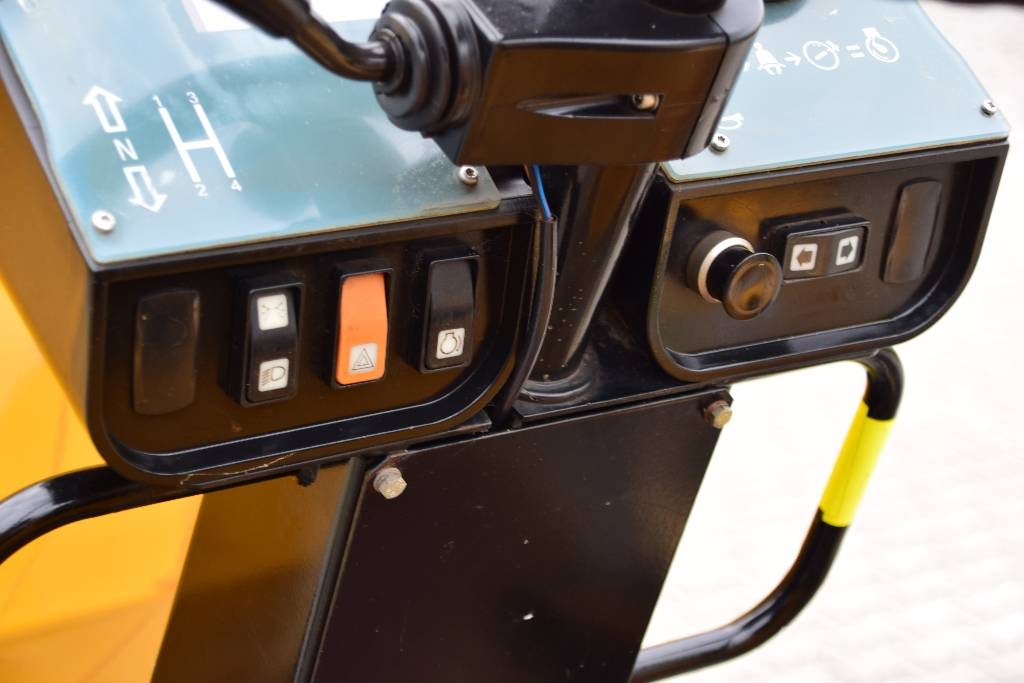 Mecalac TA 6 S Terex Ta6S JCB 6 ton swivel dumper عربات نقل قلابة للمواقع