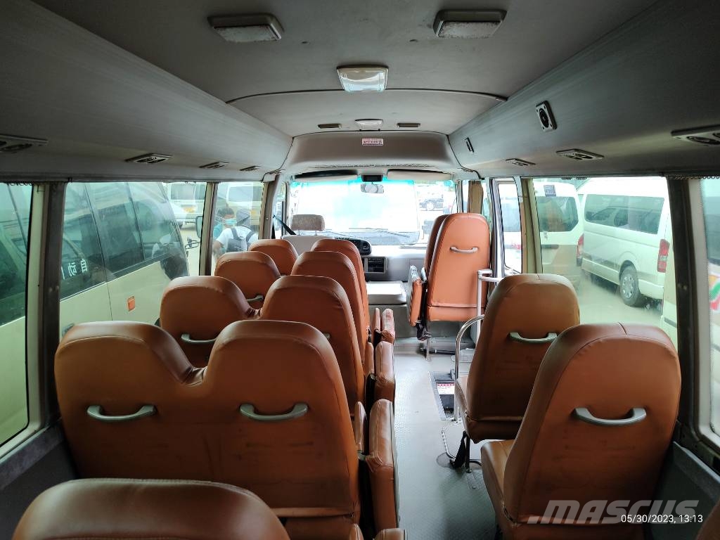Toyota Coaster Bus Mikroautobusai