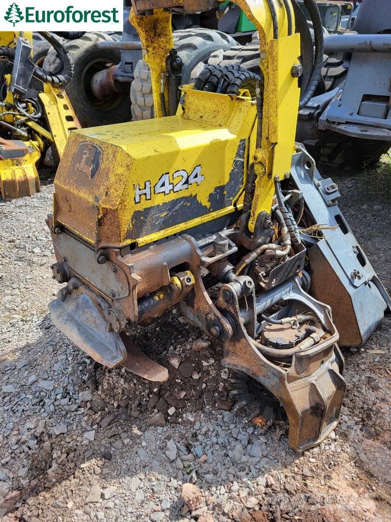 John Deere 1170 G Betakarítók