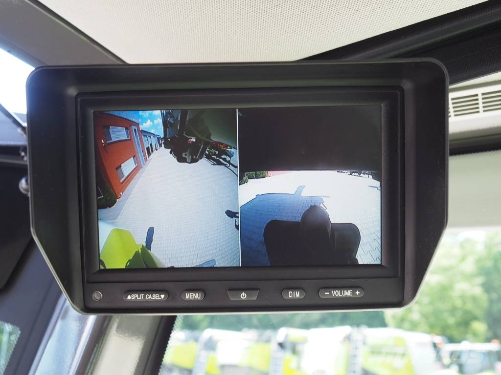 CLAAS Trion 650 + V680 Θεριζοαλωνιστικές μηχανές