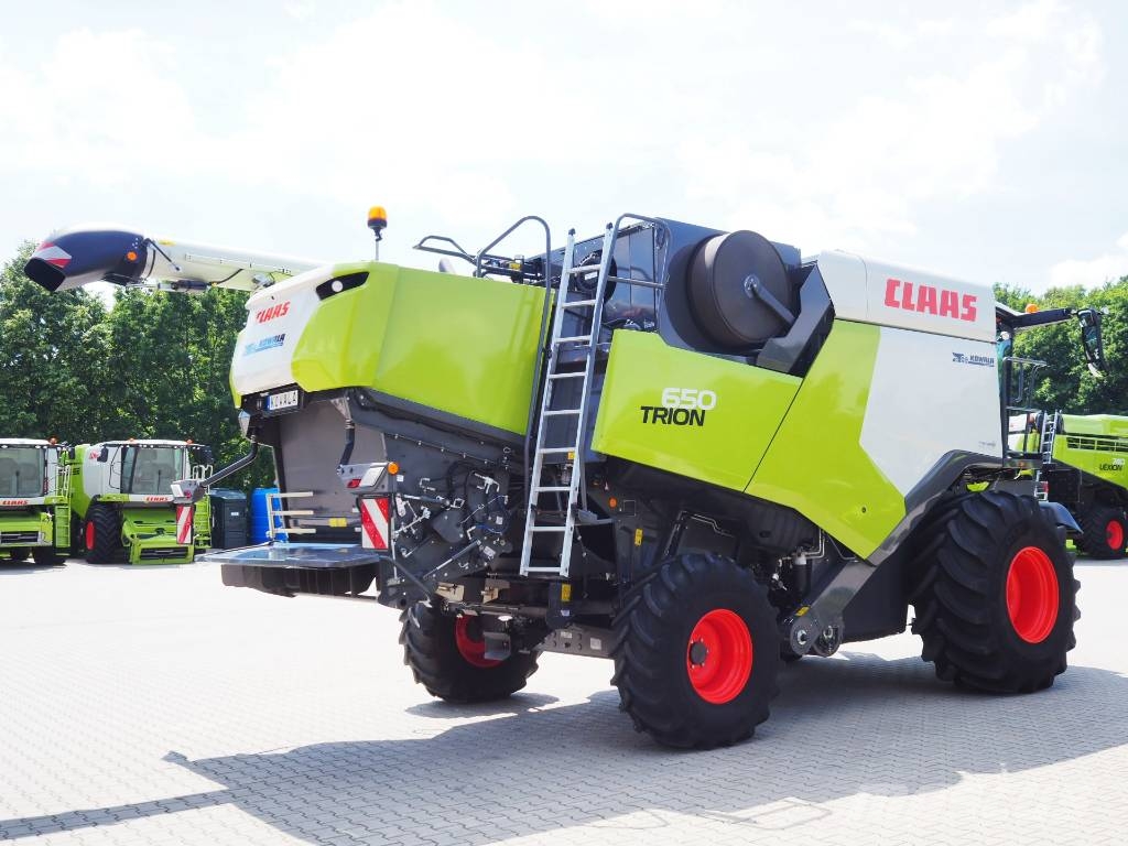 CLAAS Trion 650 + V680 Θεριζοαλωνιστικές μηχανές