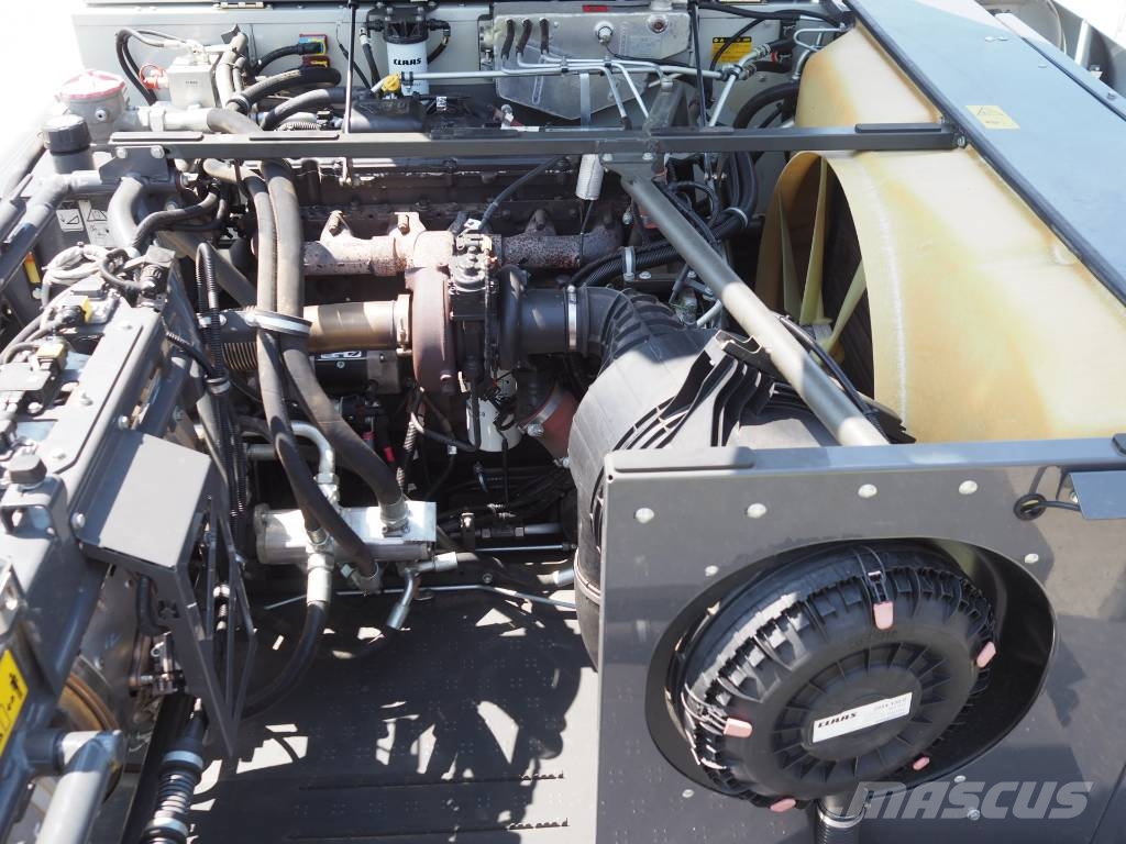 CLAAS Trion 650 + V680 Θεριζοαλωνιστικές μηχανές
