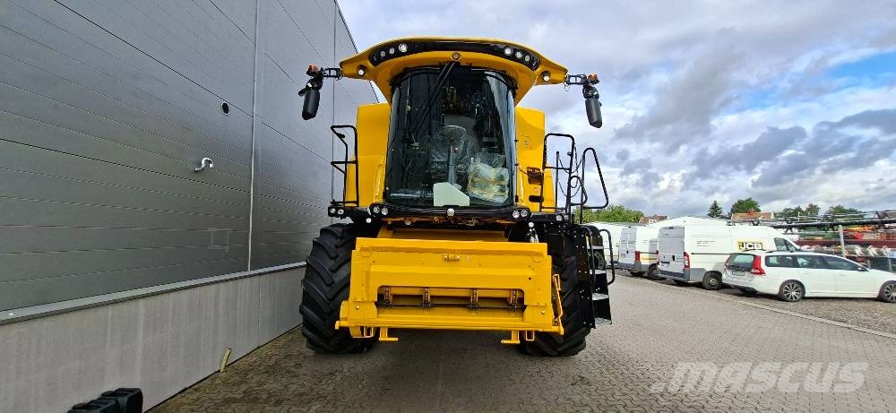 New Holland CX8.70 FS حصادات