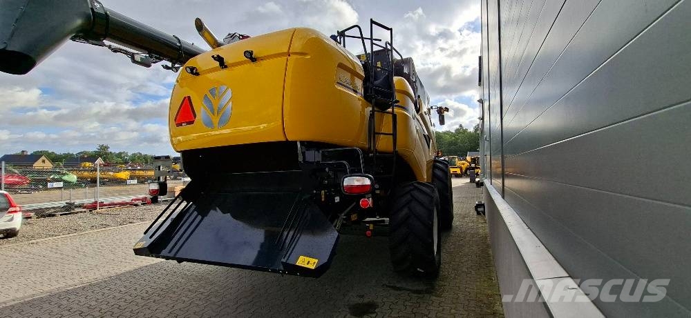 New Holland CX8.70 FS حصادات