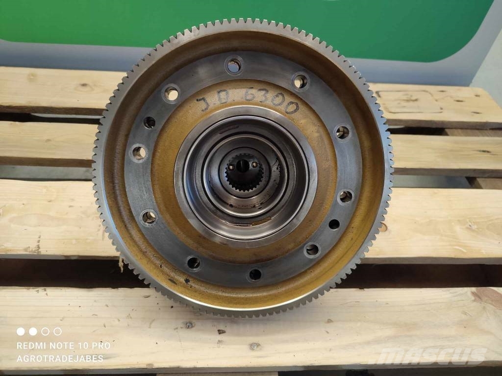 John Deere 6300 (L77145) rear axle differential Transmisija