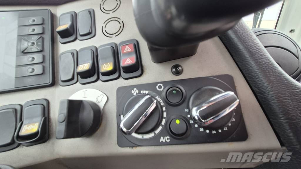 Terberg YT203EV (Several units available !!) 終端式曳引機