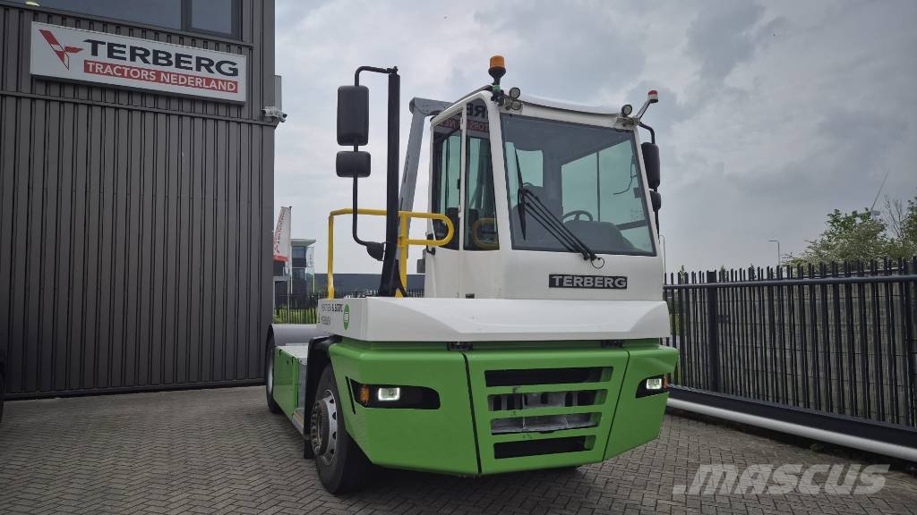 Terberg YT203EV (Several units available !!) 終端式曳引機