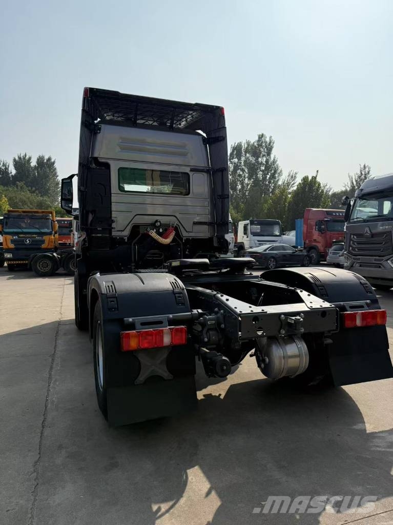 Sinotruk Honan وحدات الجر