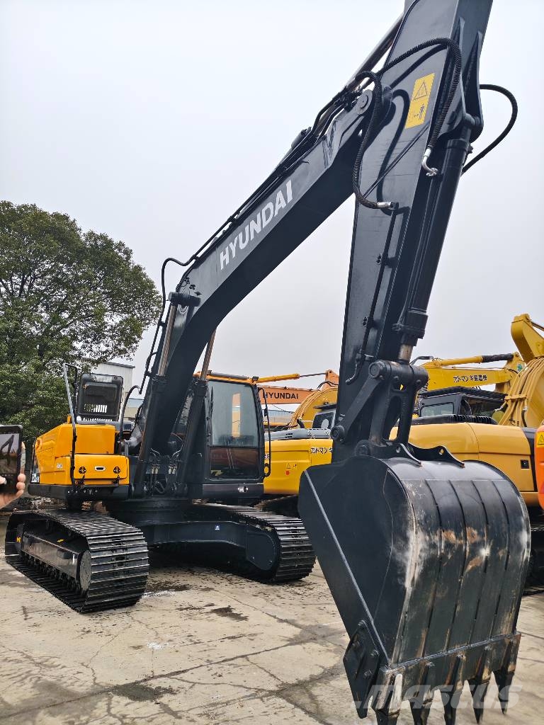 Hyundai 220LC-9S Raupenbagger