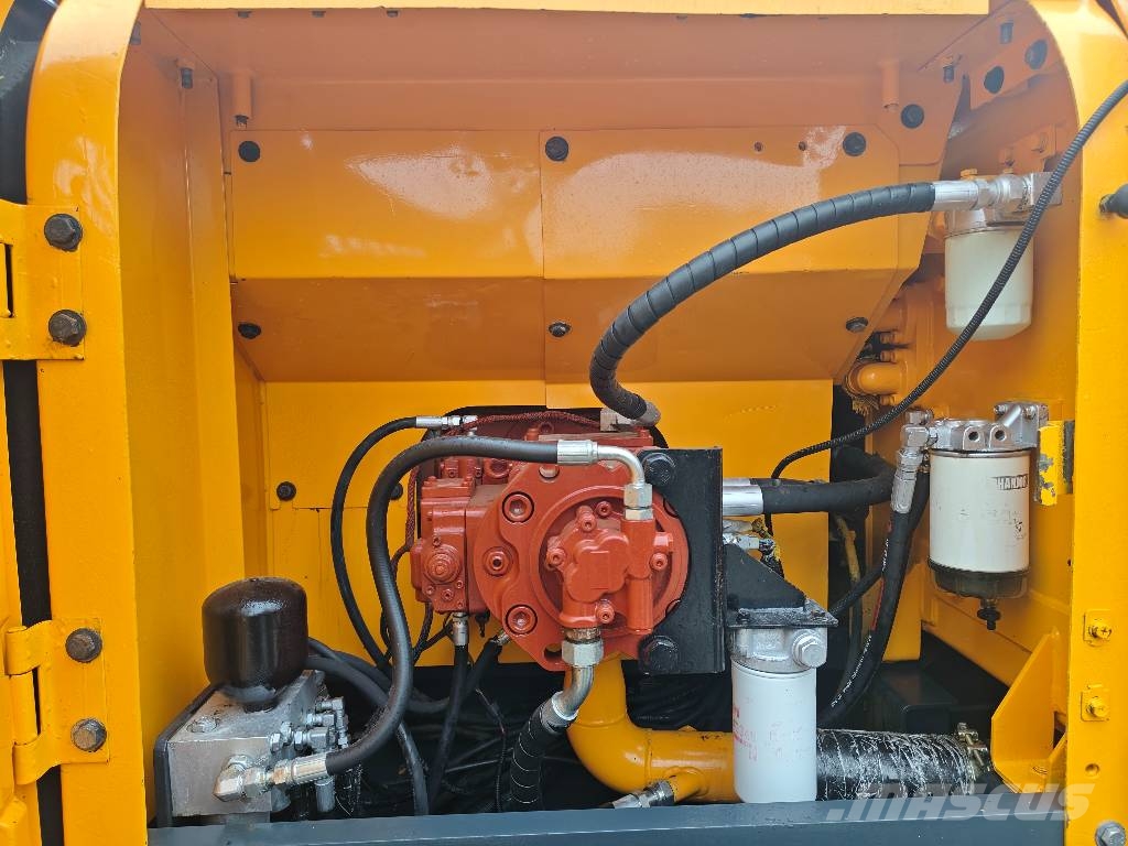 Hyundai 220LC-9S Raupenbagger