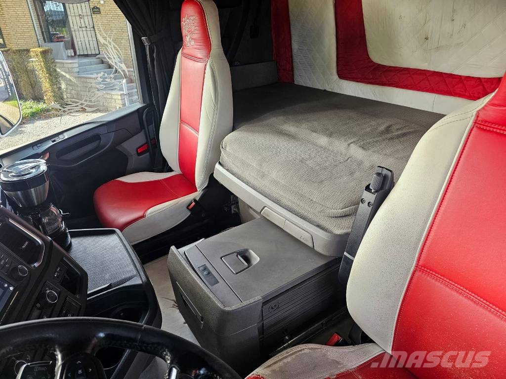 Scania R410 High NGS Trekkers