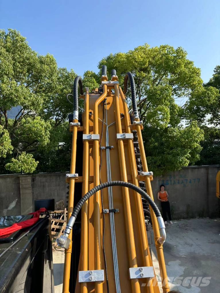 Sany SY 215 Escavadoras de rastos