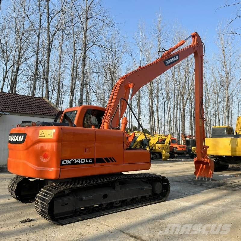Doosan DX 140 Bageri guseničari