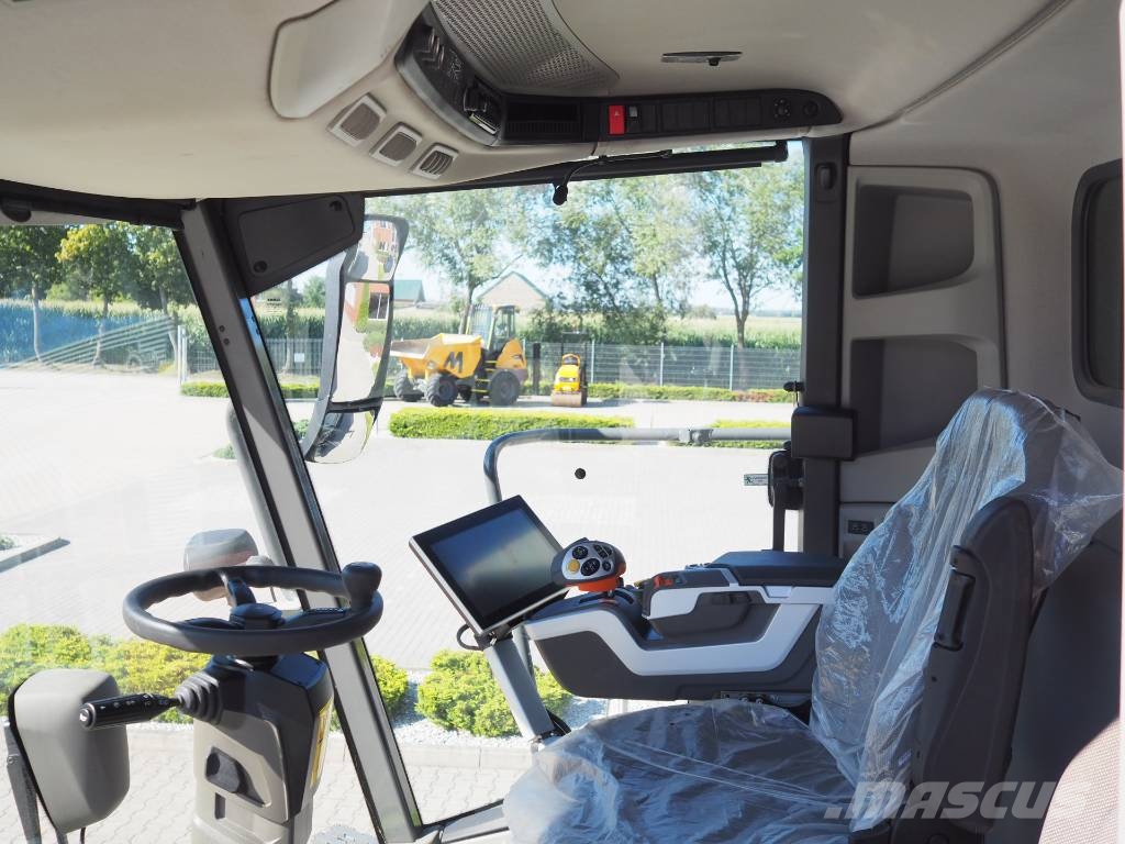 CLAAS Trion 720 MONTANA + V680 Kombajni
