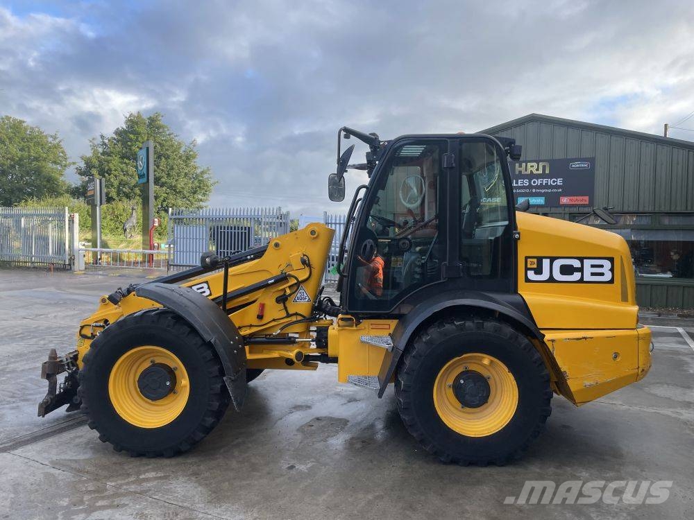 JCB TM 320 Telehandlers for agriculture