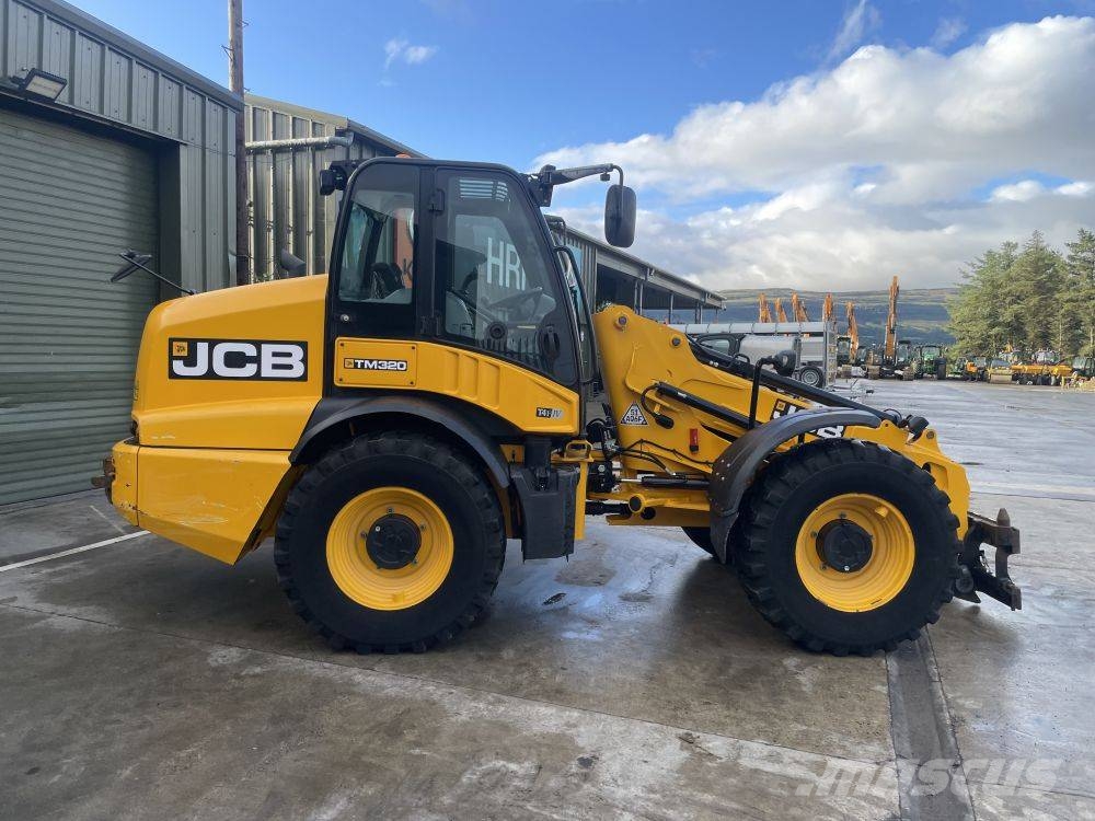 JCB TM 320 Telehandlers for agriculture