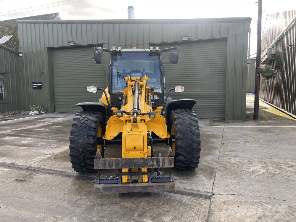 JCB TM 320 Telehandlers for agriculture