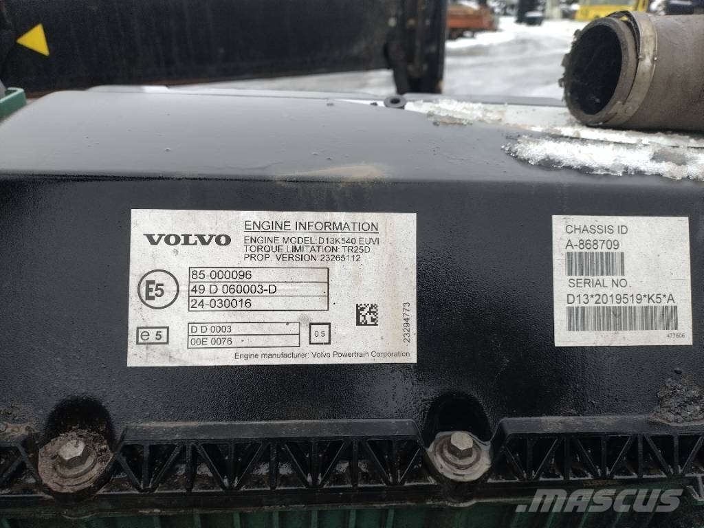 Volvo D13K 540 moottori, 390000km Motores