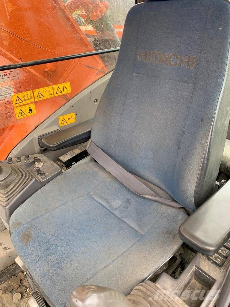 Hitachi Zaxis 520 -LCH حفارات زحافة