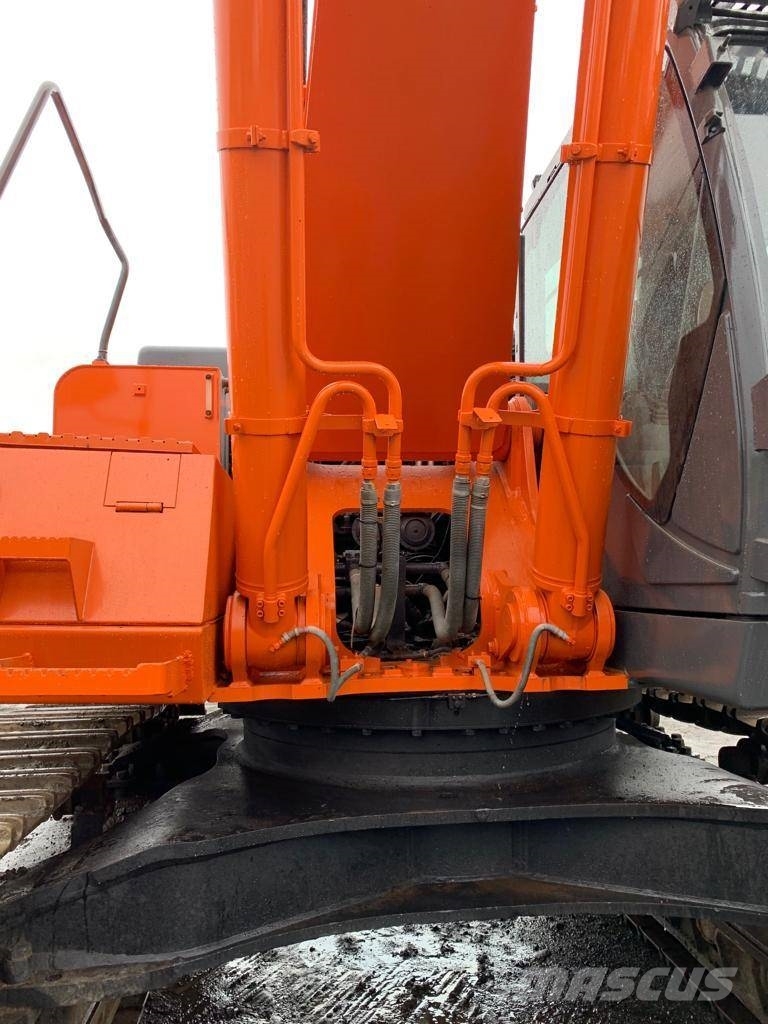 Hitachi Zaxis 520 -LCH حفارات زحافة