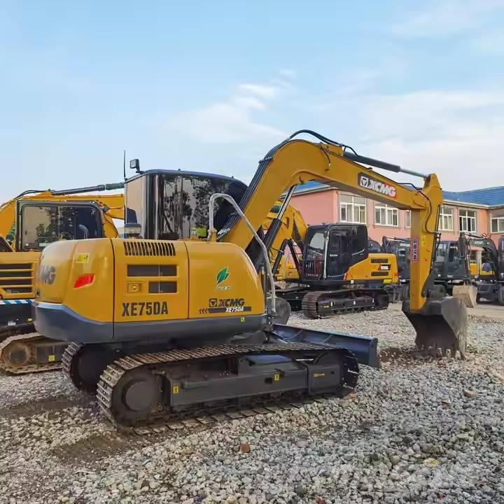 XCMG XE 75 D Bagri goseničarji