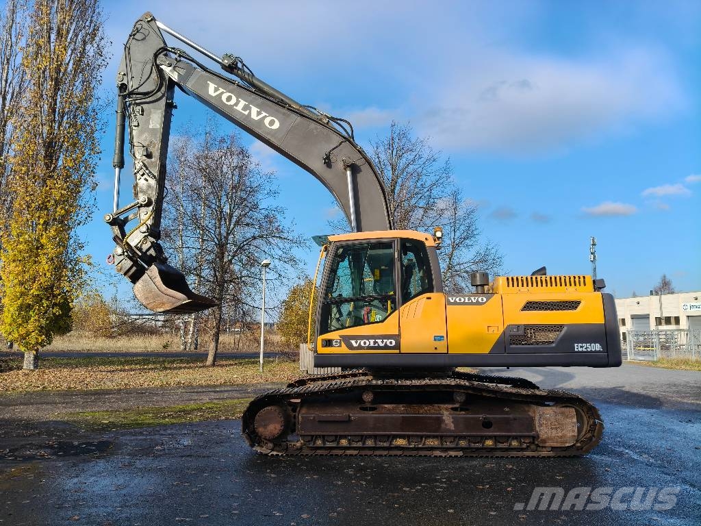Volvo EC 250 D L Raupenbagger