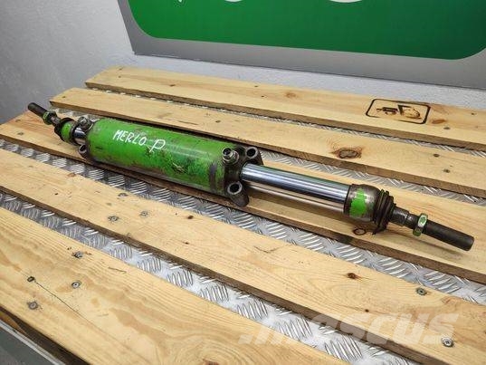 Merlo P... steering actuator 섀시 및 서스펜션