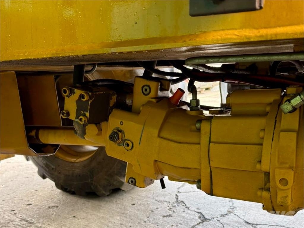 Hydrema M1220 + Schaufel Mobilbagger