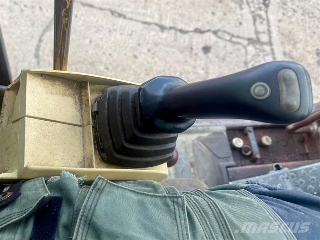 Hydrema M1220 + Schaufel Mobilbagger
