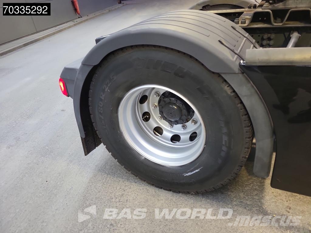 Iveco S-Way 510 S-Way 4X2 ACC Navi 80% Tyres! Tractor Units