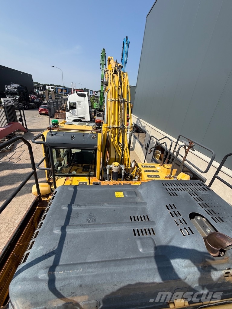 Komatsu PC 210 LC-11 - PC 210 LC - PC 210 حفارات زحافة