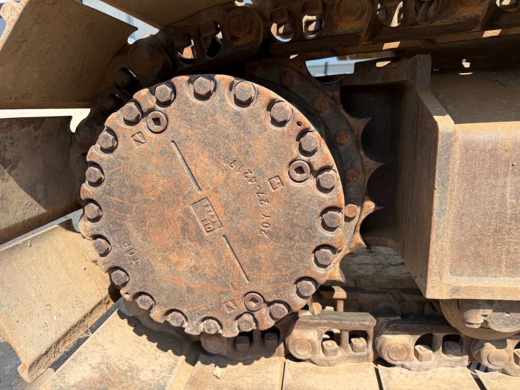 Komatsu PC 210 LC-11 - PC 210 LC - PC 210 حفارات زحافة