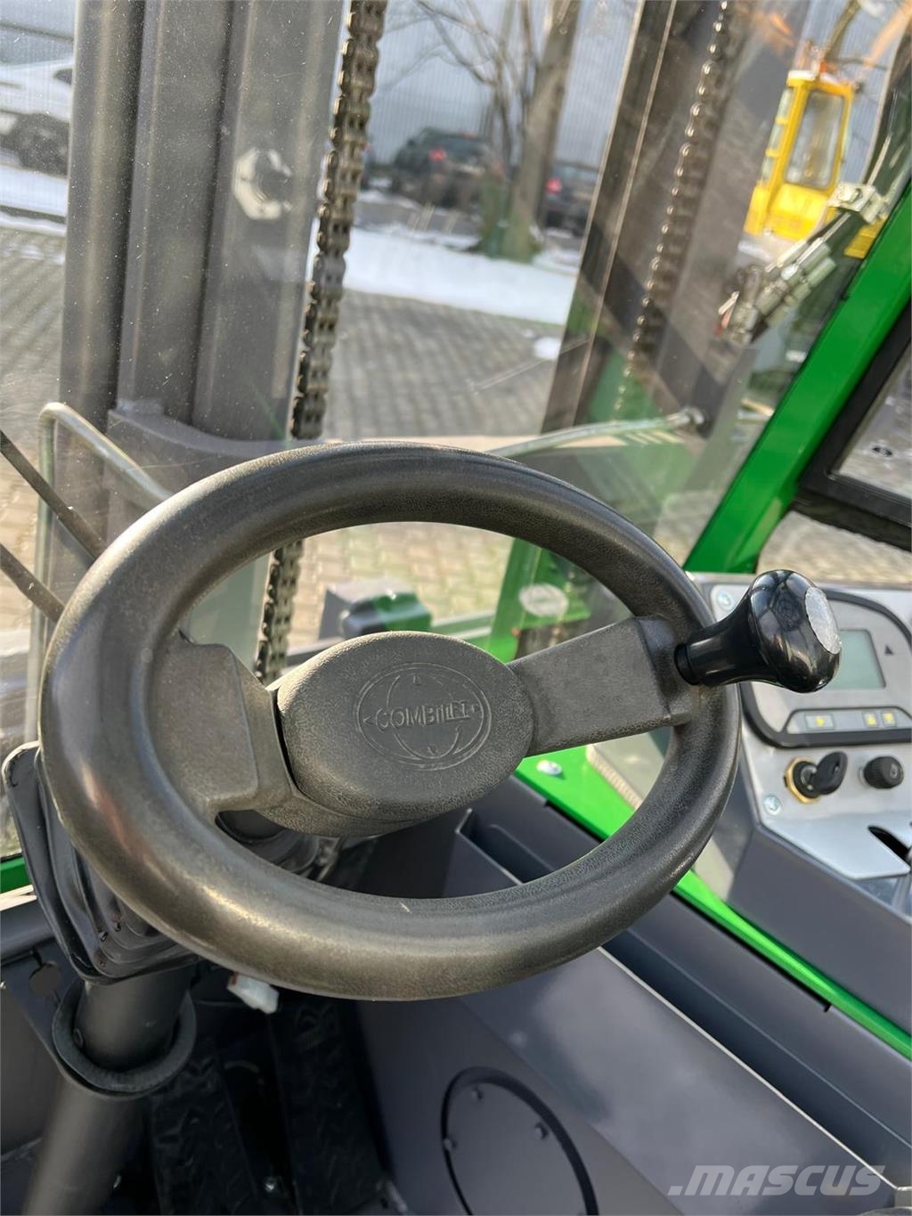 Combilift [Discount SALE] CBE 2500 4-way reach trucks