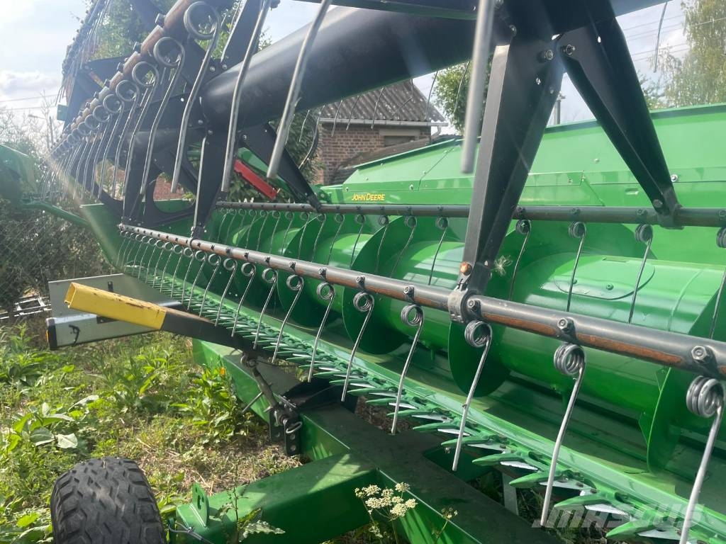 John Deere T 660 i حصادات