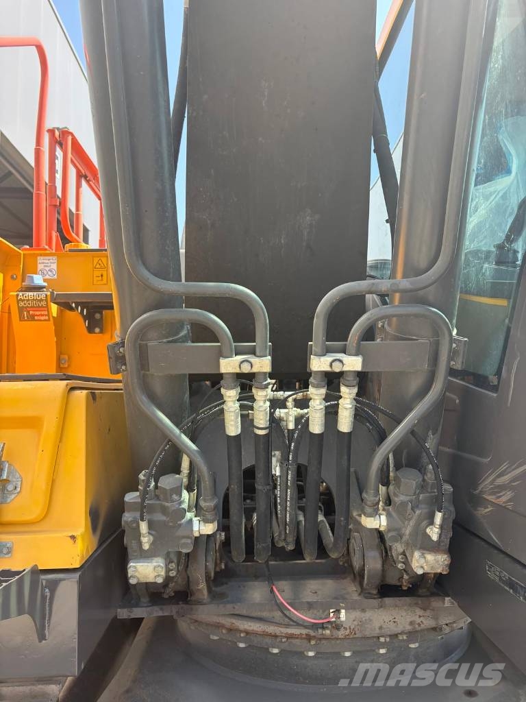 Volvo EC220ENL (Two Buckets) Escavadeiras de esteiras