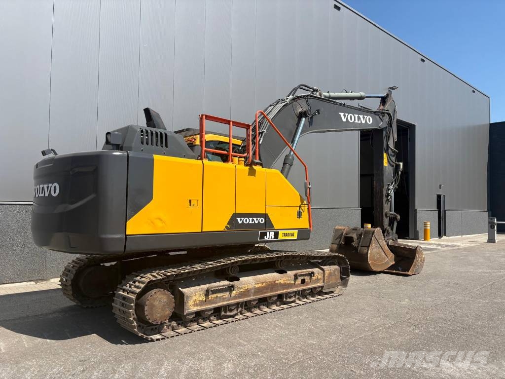 Volvo EC220ENL (Two Buckets) Escavadeiras de esteiras