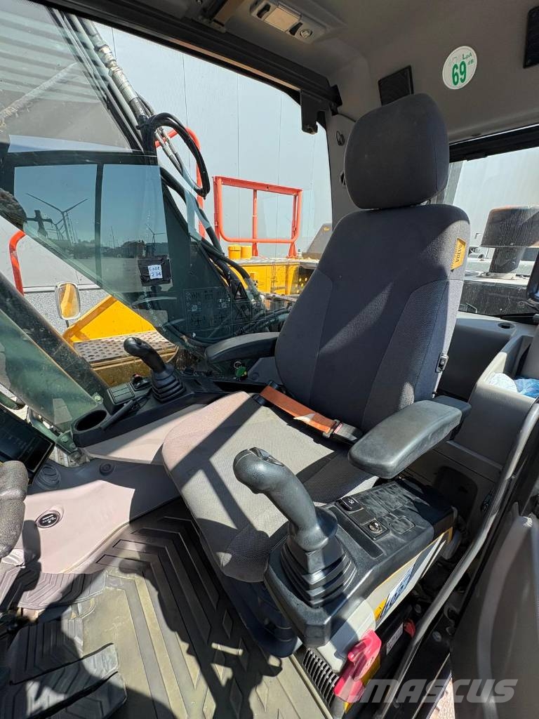 Volvo EC220ENL (Two Buckets) Escavadeiras de esteiras