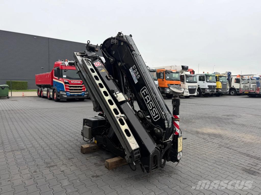 Fassi F235 A.2 Crane / Kraan / Autolaadkraan / Ladekrane Loader cranes