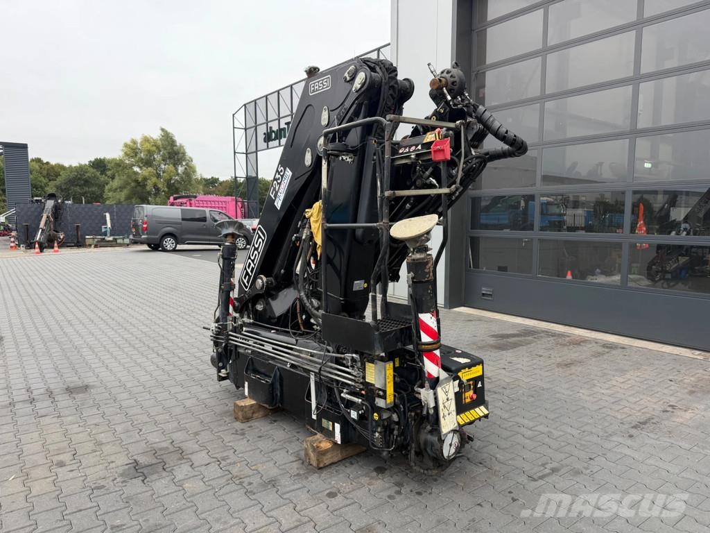 Fassi F235 A.2 Crane / Kraan / Autolaadkraan / Ladekrane Loader cranes