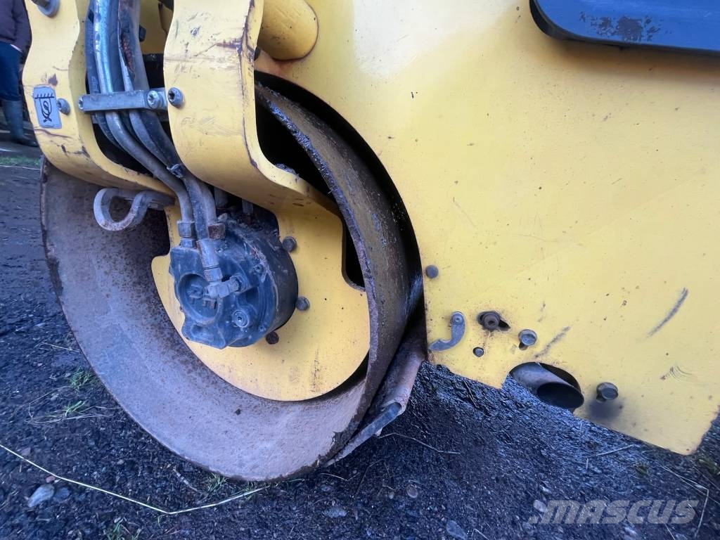 Bomag BW 100 AD M-5 Tvilling tromle