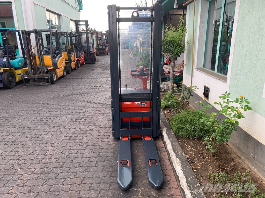 Linde L12 /379/ V-2963 OB Χειροκίνητα παλετοφόρα