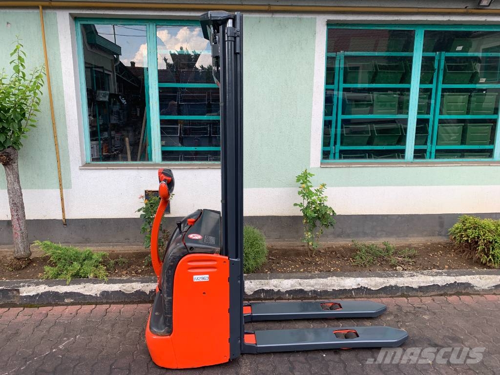 Linde L12 /379/ V-2963 OB Χειροκίνητα παλετοφόρα