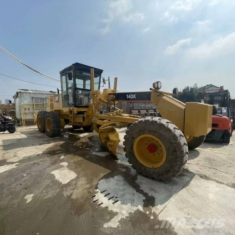 CAT 140 K Graders
