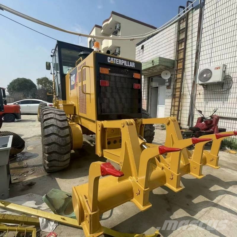 CAT 140 K Graders