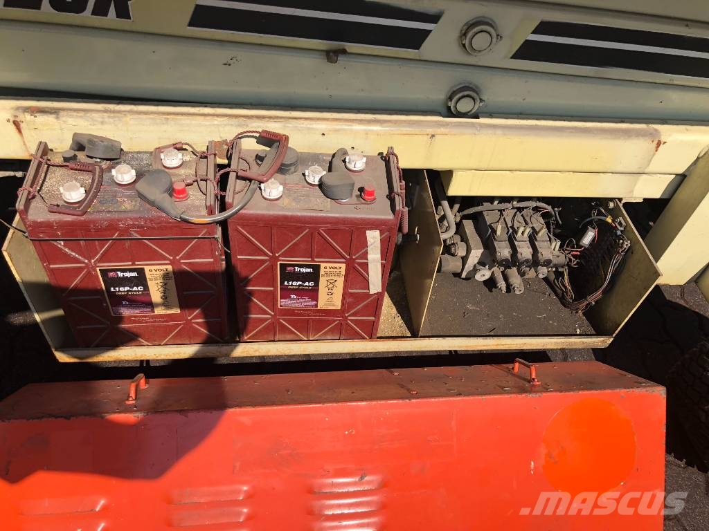 JLG CM2558 V-3343 EO Henkilönostimet ja nostolaitteet