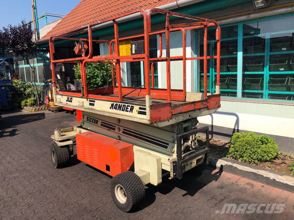 JLG CM2558 V-3343 EO Henkilönostimet ja nostolaitteet