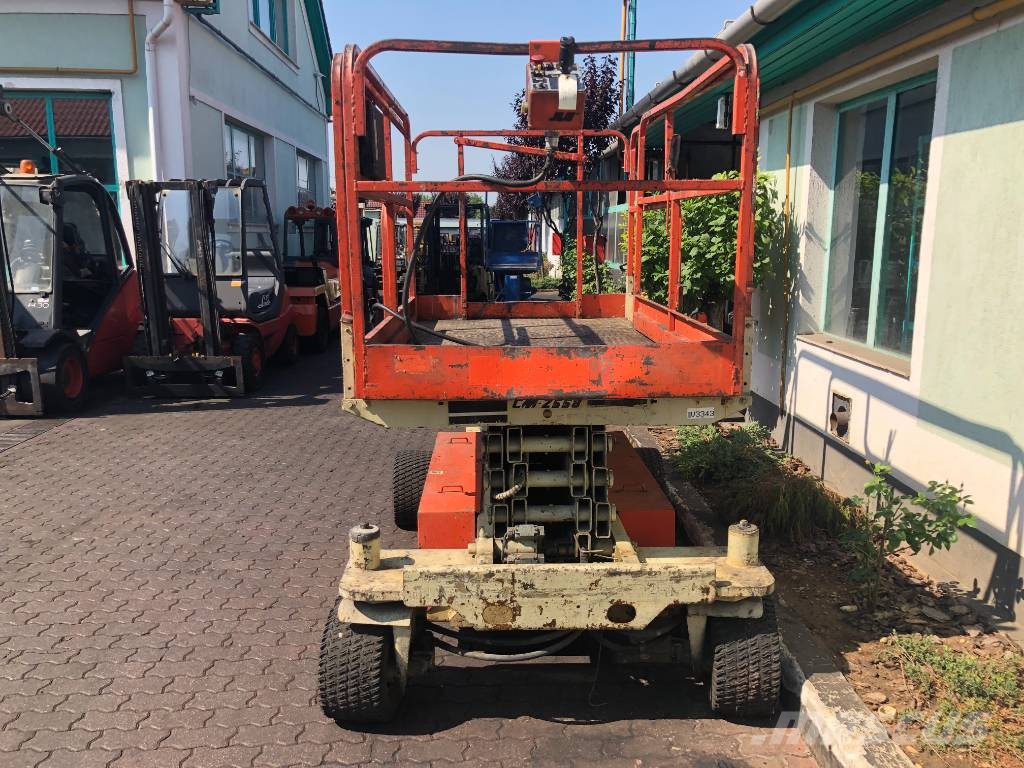 JLG CM2558 V-3343 EO Henkilönostimet ja nostolaitteet